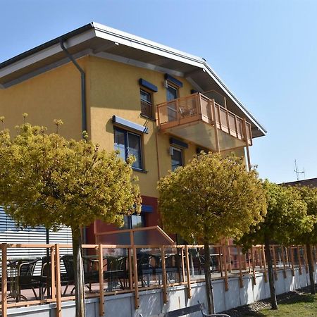 Hotel Garni "Am Hafen" Havelberg Eksteriør billede