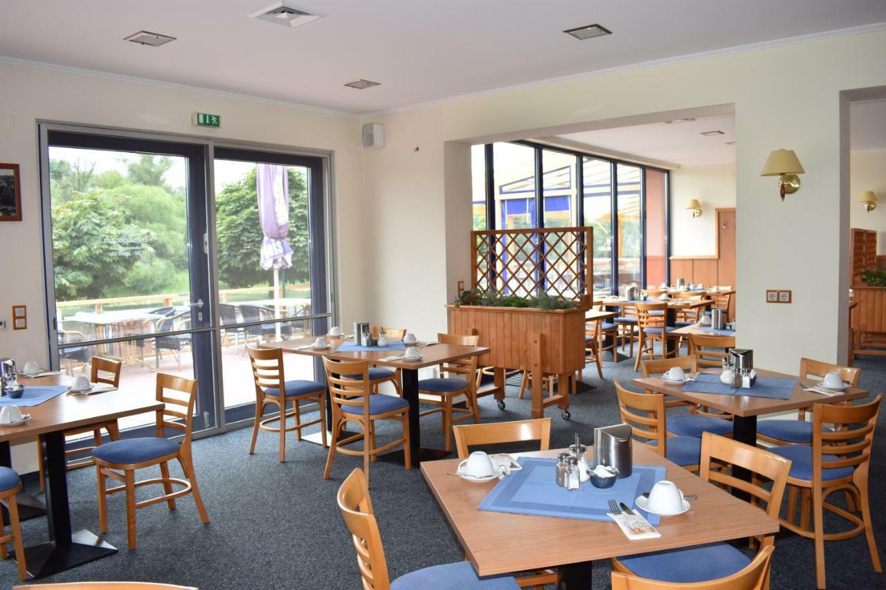 Hotel Garni "Am Hafen" Havelberg Eksteriør billede